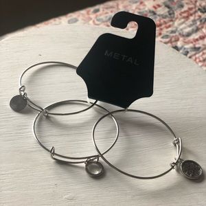 3 piece metal bangle set. Brand new from Kohl’s